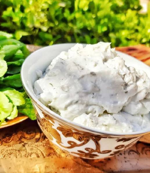 ماست چکیده گوسفندی یک کیلویی